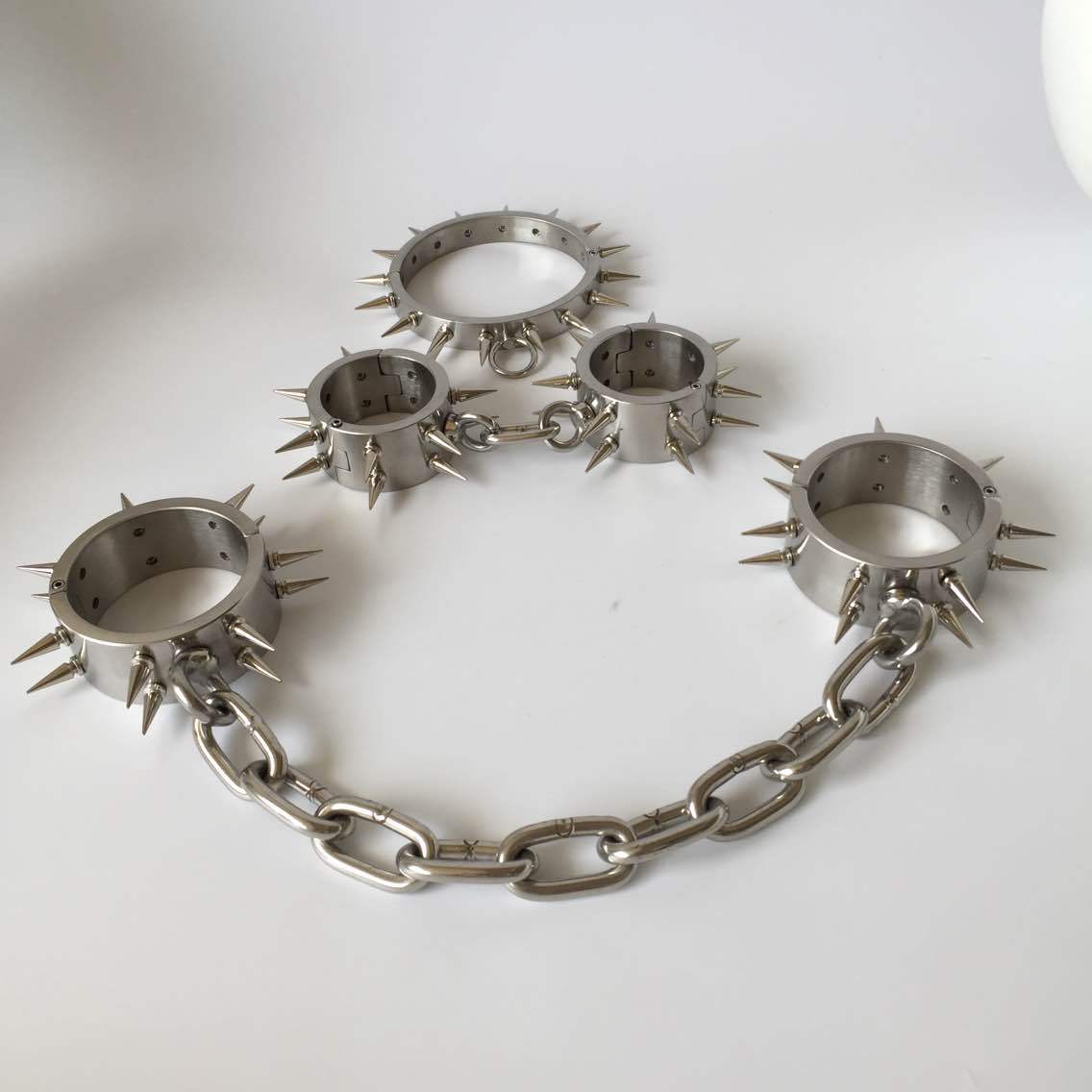 不锈钢带锁项圈手镯脚镯五件套男用女用成人玩具手铐脚铐