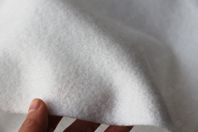 产地货源白色pet涤纶针刺静电棉无纺布 厂家直供服装家纺用针刺棉