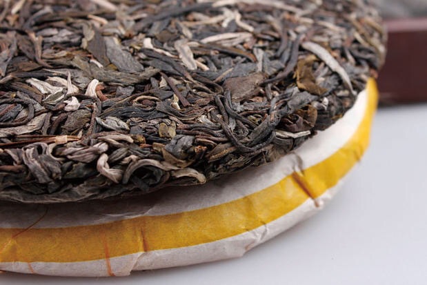 询价惊喜茶莫停普洱茶千古茶皇2013年200g秋茶易武古树优惠现货
