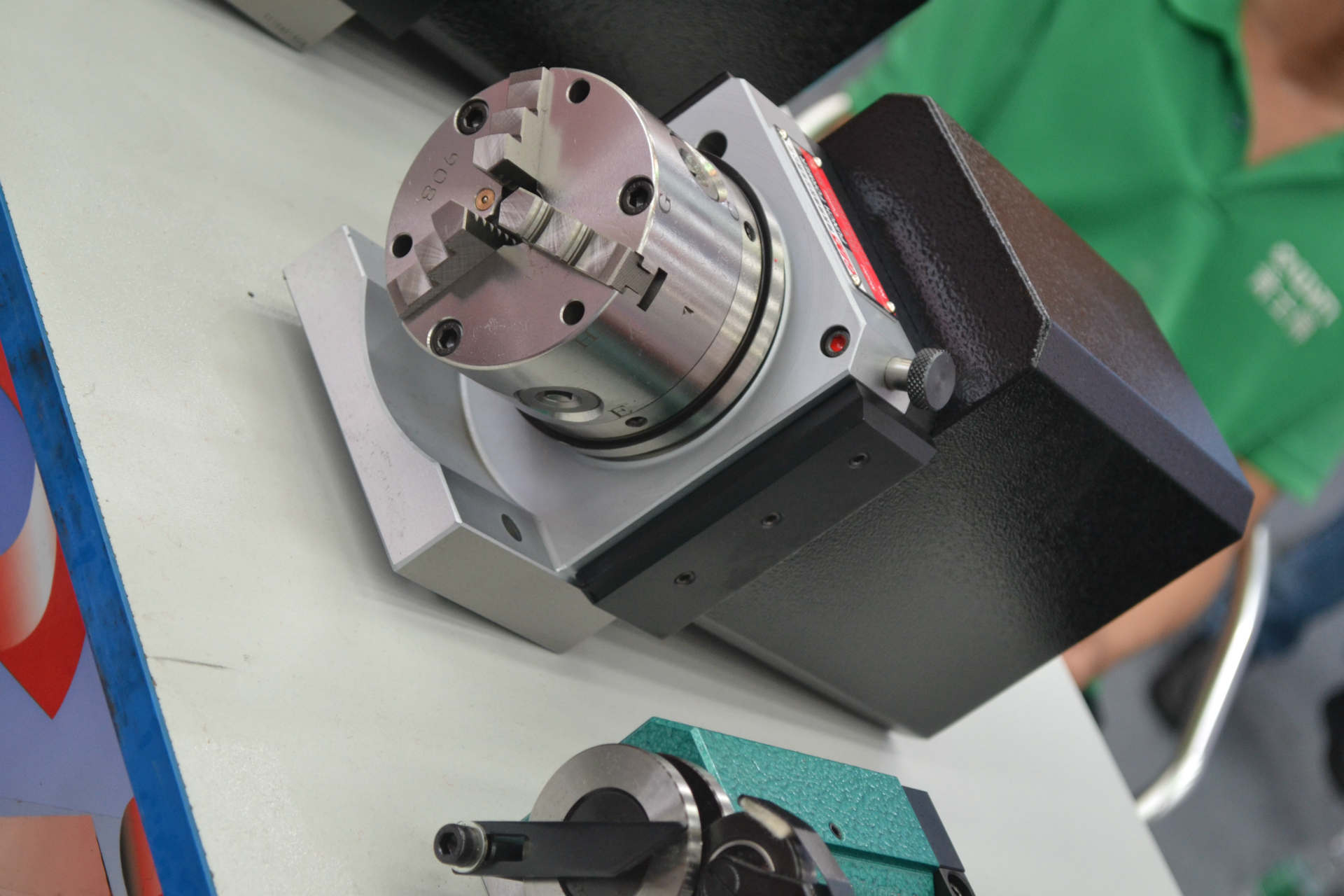 成型器 卡盘式冲子成型器三爪 冲子成型器 筒夹冲子研磨器