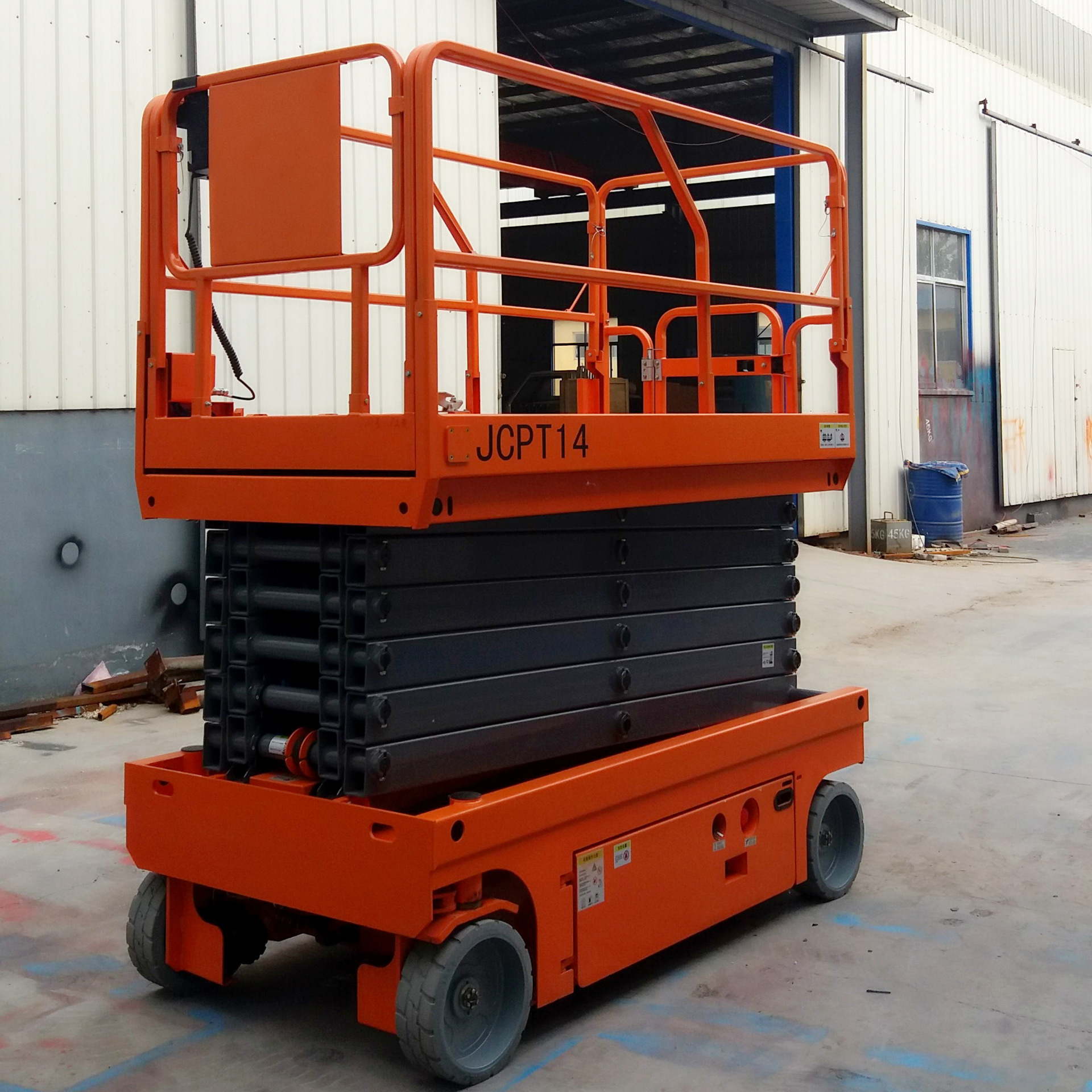 全自动升降平台高空维修全自行小型升降机商场家用车站码头专用