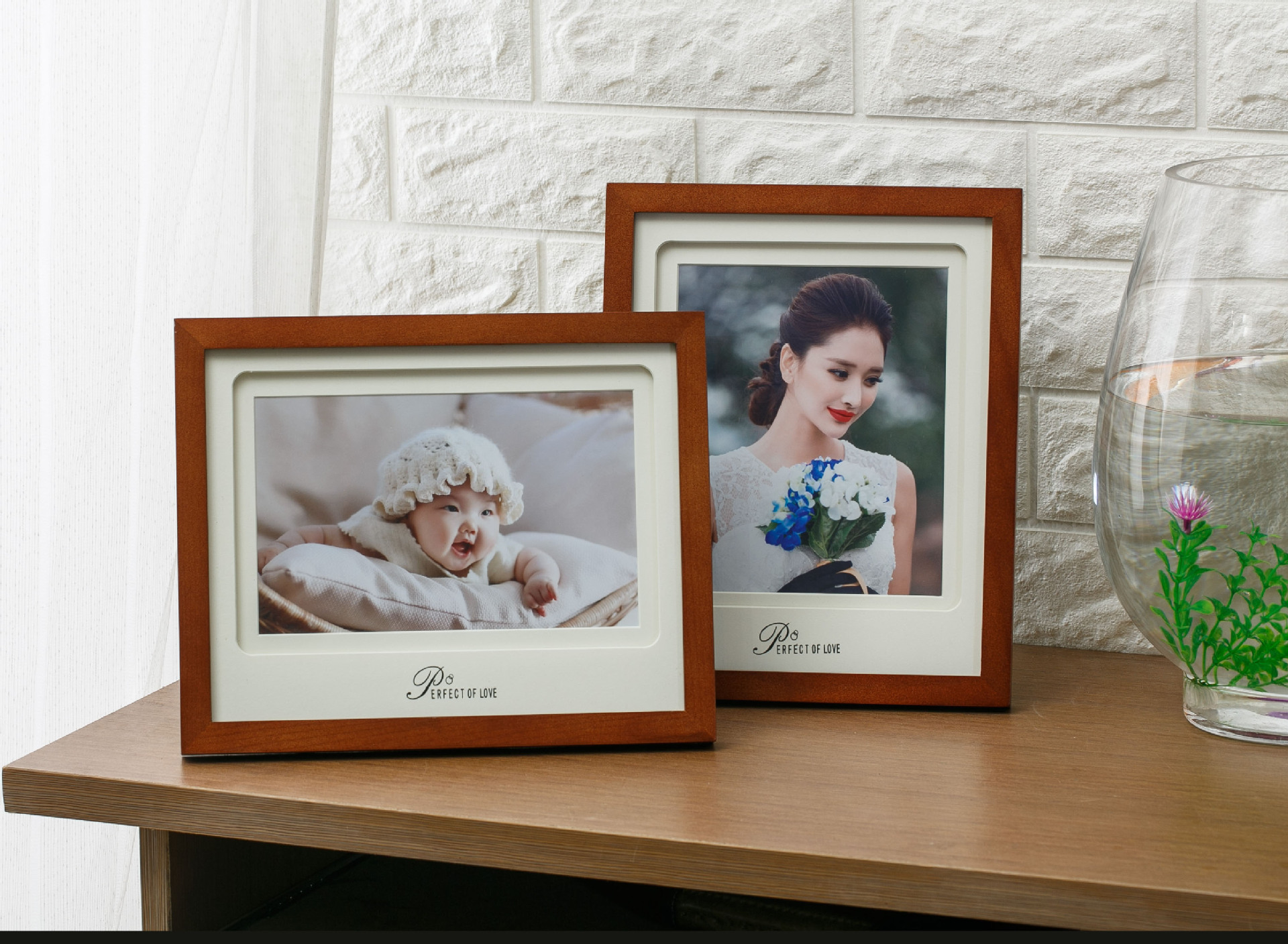 厂家直销 热卖实木韩式卡纸创意相框摆台 影楼儿童用摆台组合批发