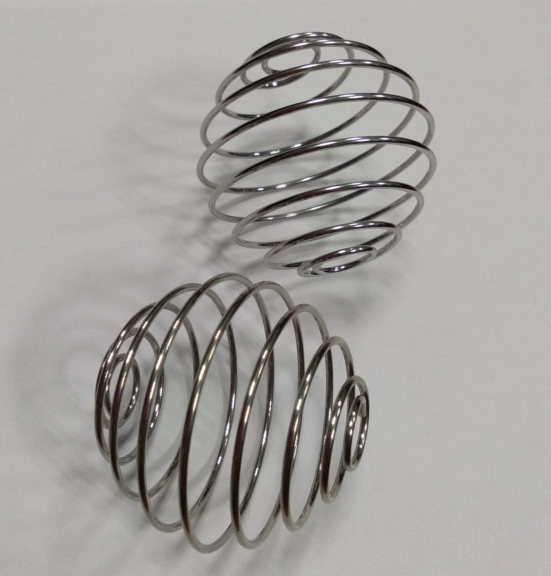 厂家直销304食品级不锈钢弹簧摇摇杯搅拌球水杯摇摇球