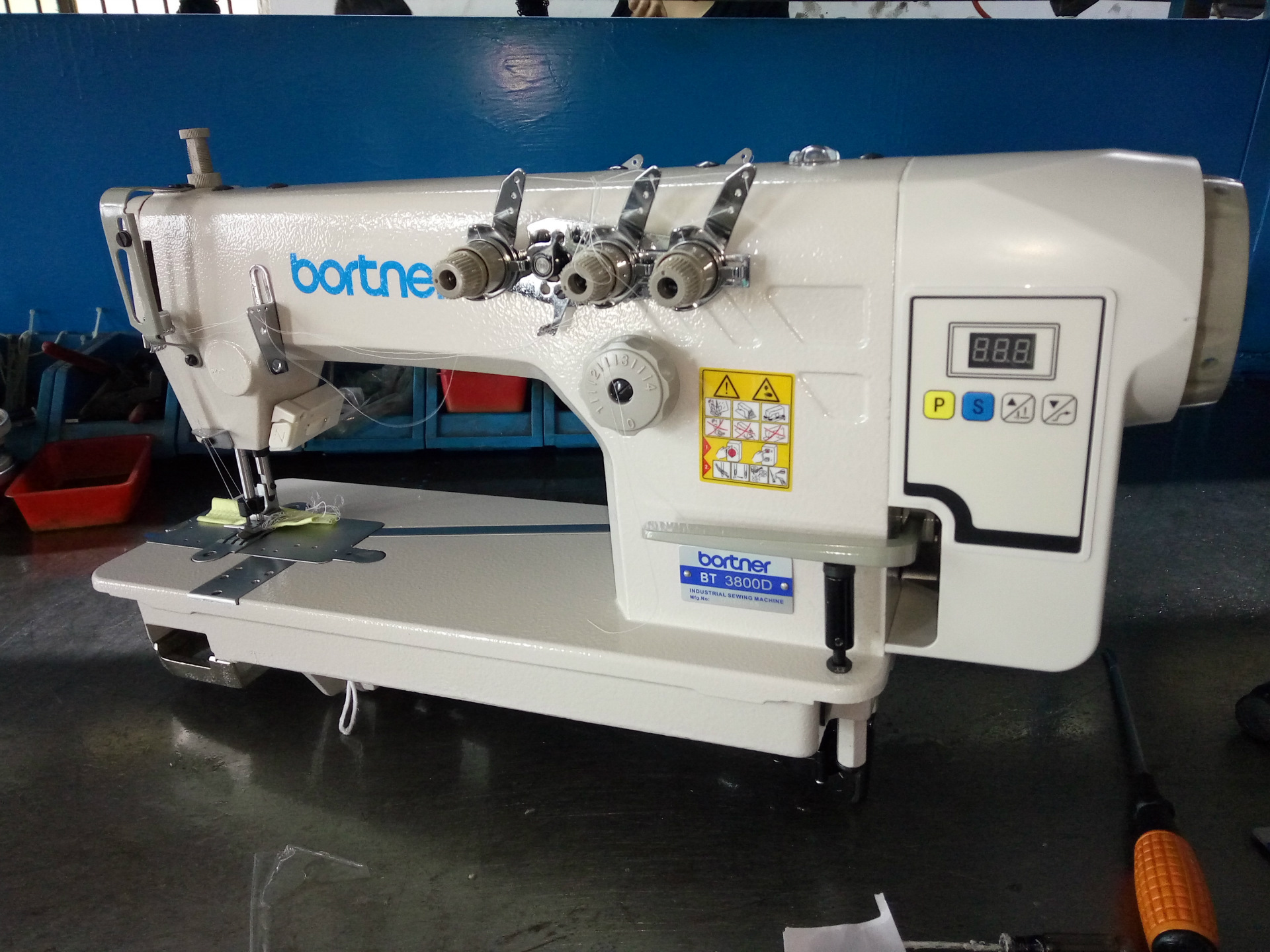 厂家直销3800链式单针 双针 三针链式缝纫机 电脑直驱工业缝纫机