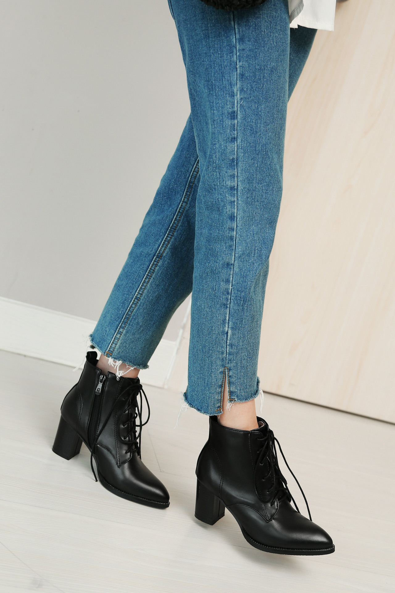 靴子女秋冬新款 前系带特大码短靴40-48码外贸欧美女靴尖头z6