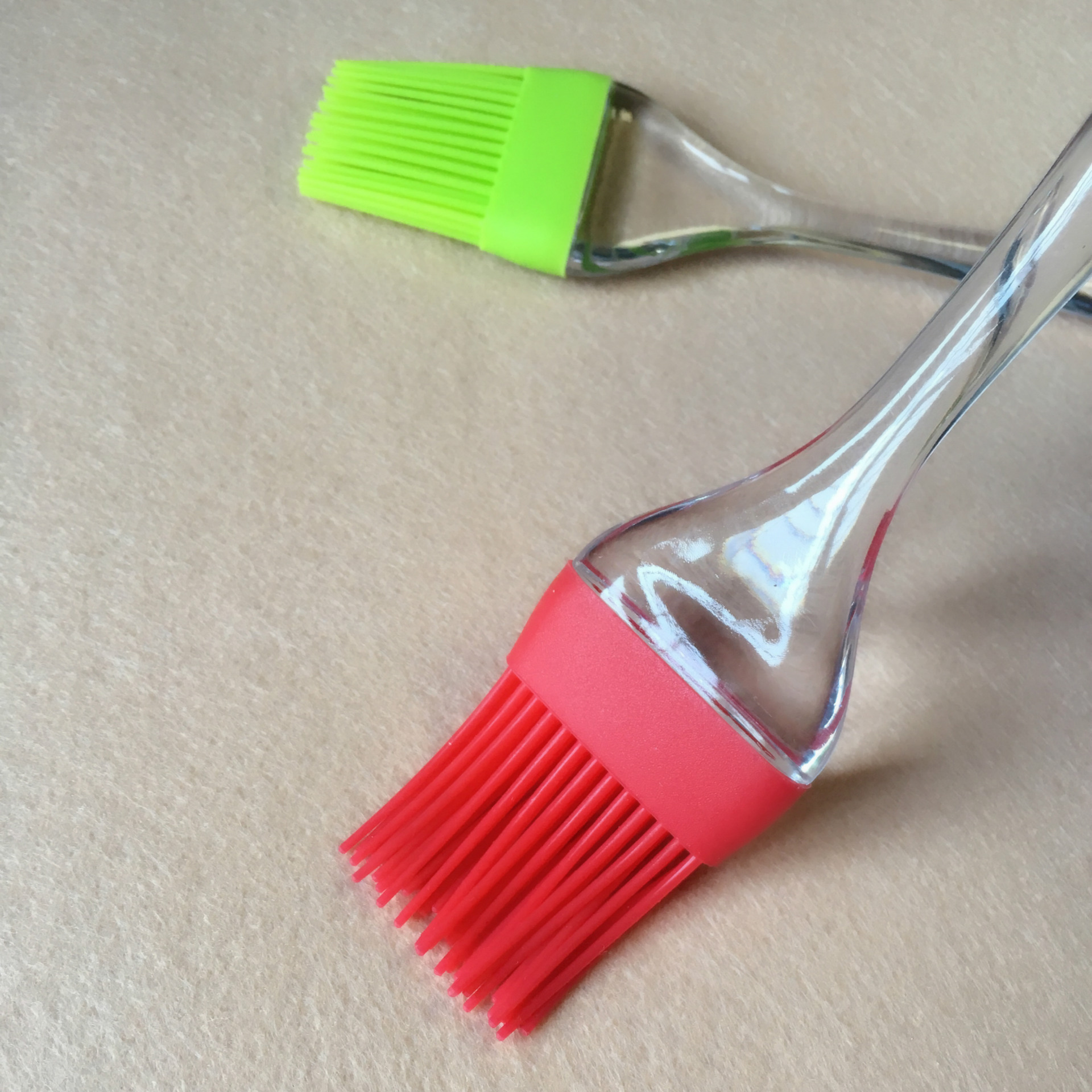 厂家供应 大号硅胶毛刷烧烤刷bbq 烘培diy耐高温硅胶刷