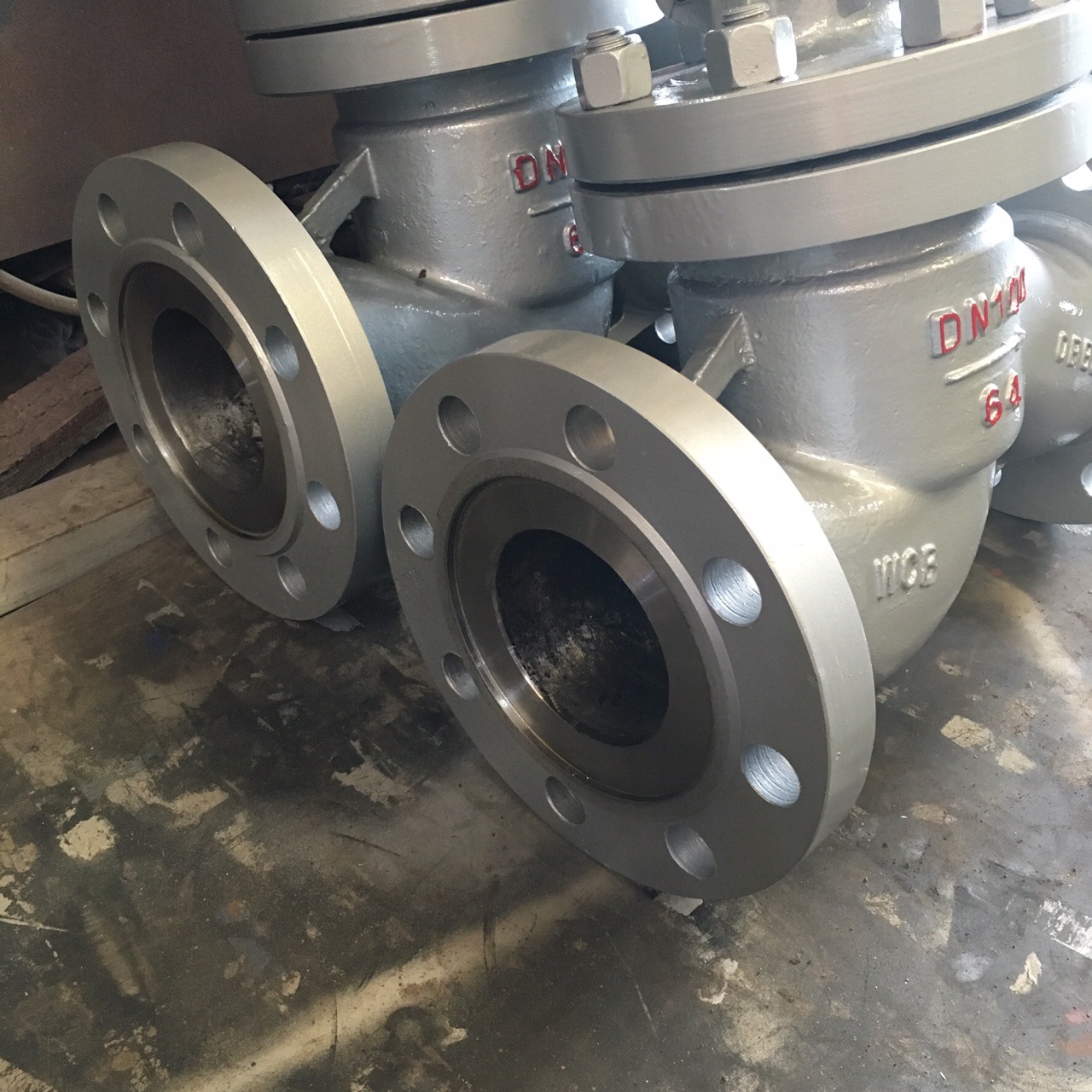 厂家直销j41h-64c dn100精铸法兰截止阀 高温高压蒸汽截止阀 现货