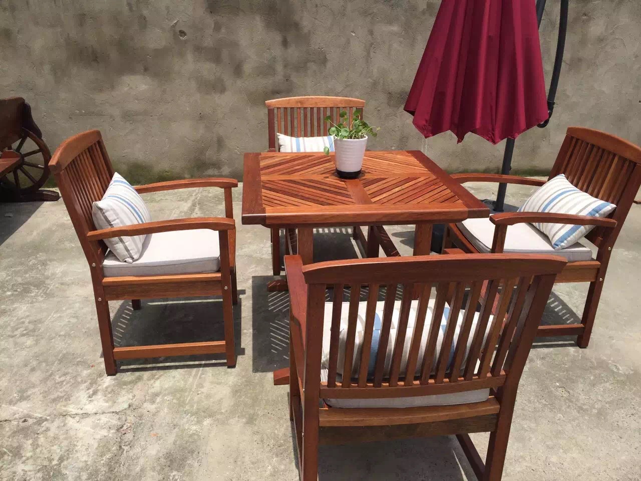 柳桉木板材 红柳桉木扶手 柳桉防腐木 户外天然材质上海厂家直销