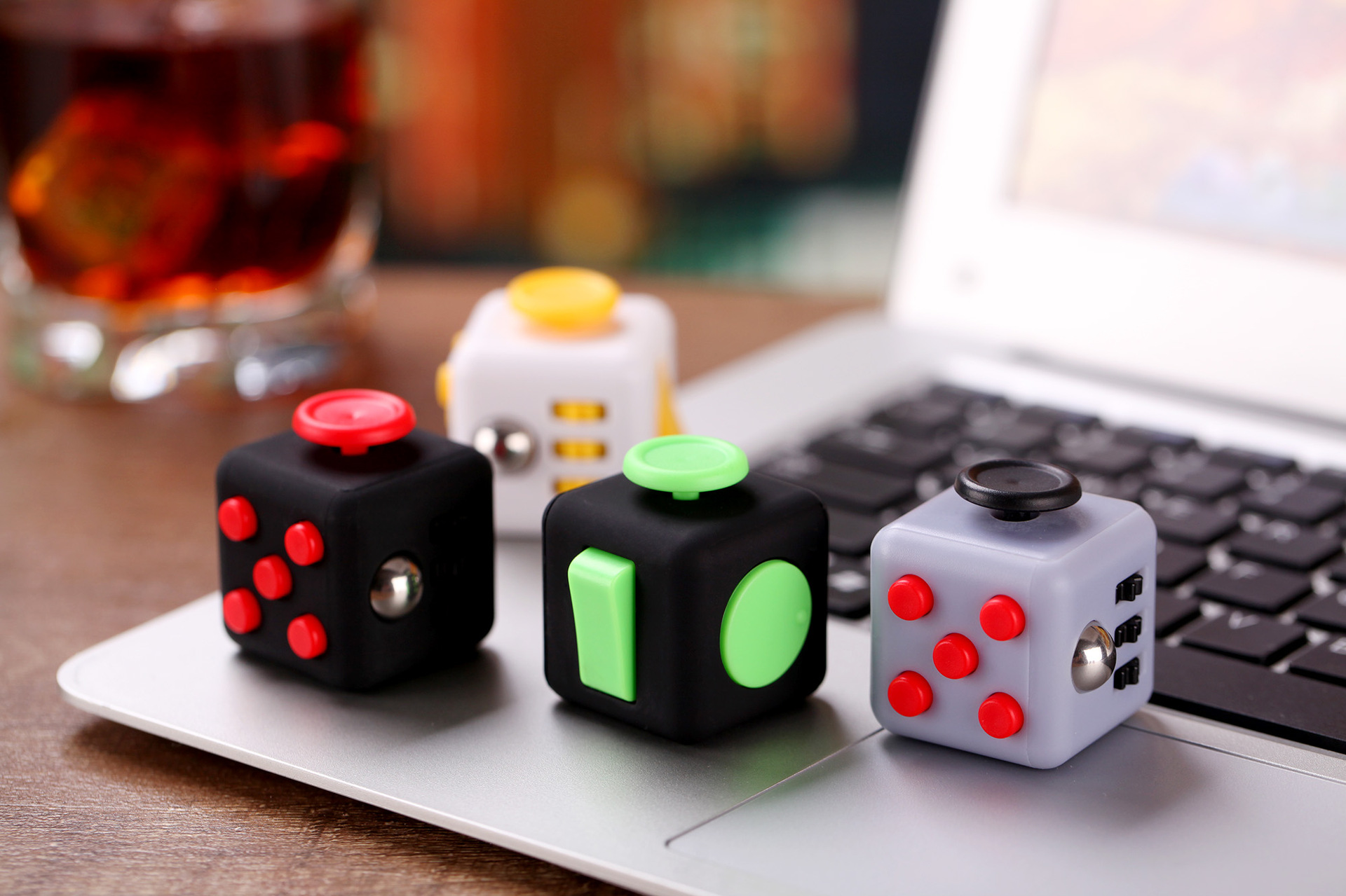 美国fidget cube 减压魔方抗压力烦躁骰子可diy益智创意玩具礼品