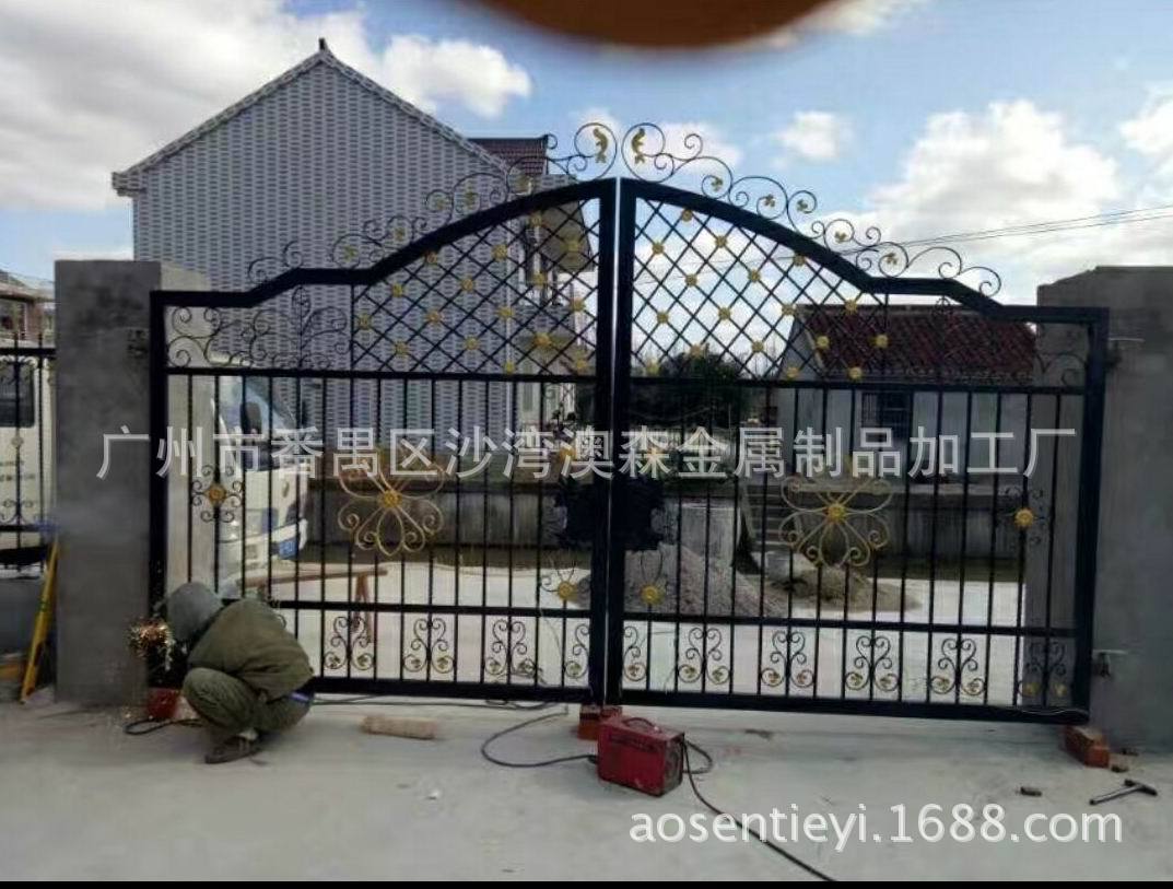 广东厂家定做新农村庭院铁门简单实用实心方钢手动双开烤漆铁大门