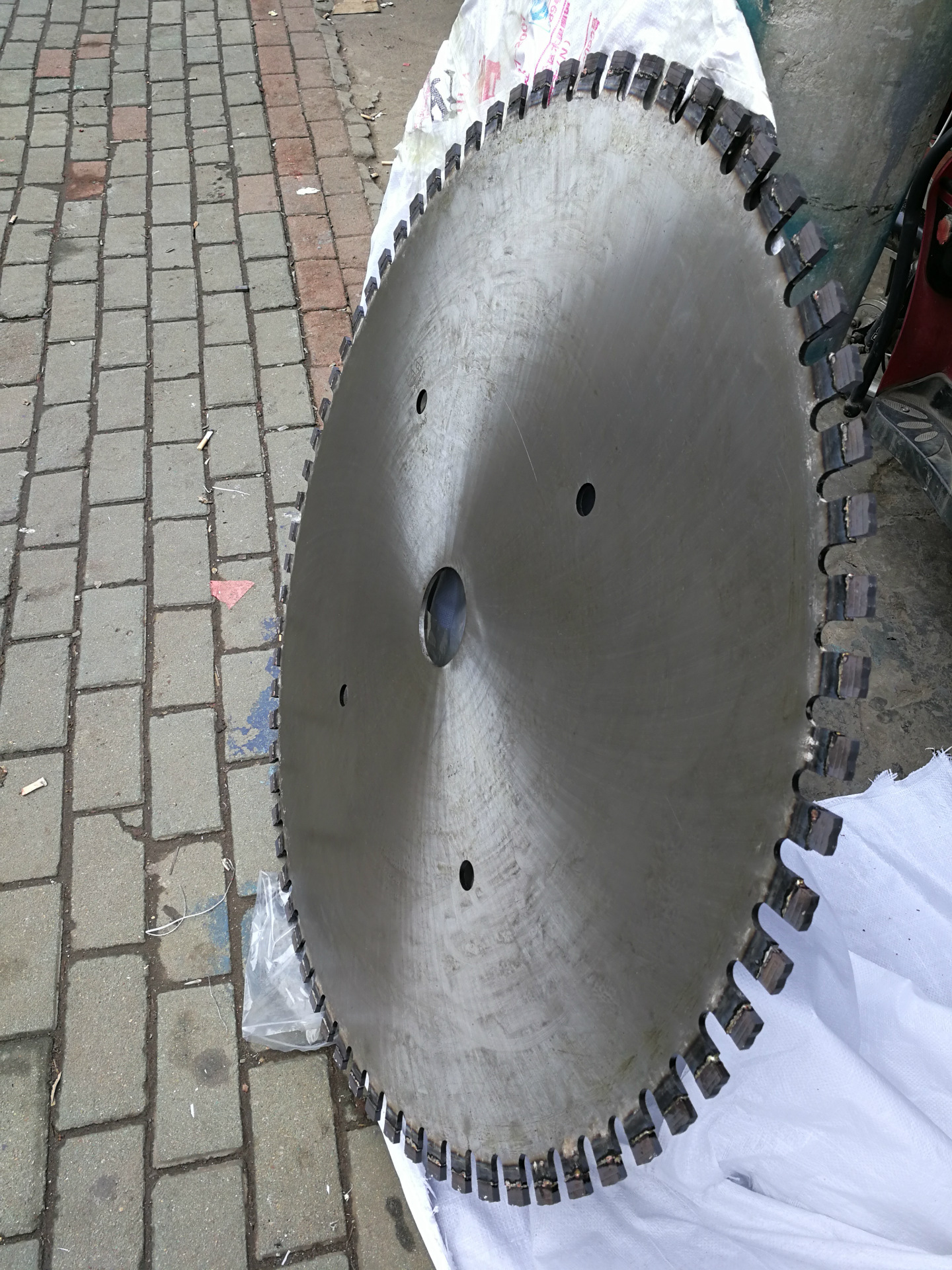 厂家直销1200mm 大型管桩锯片 钢筋混凝土锯片 特制加厚锯片