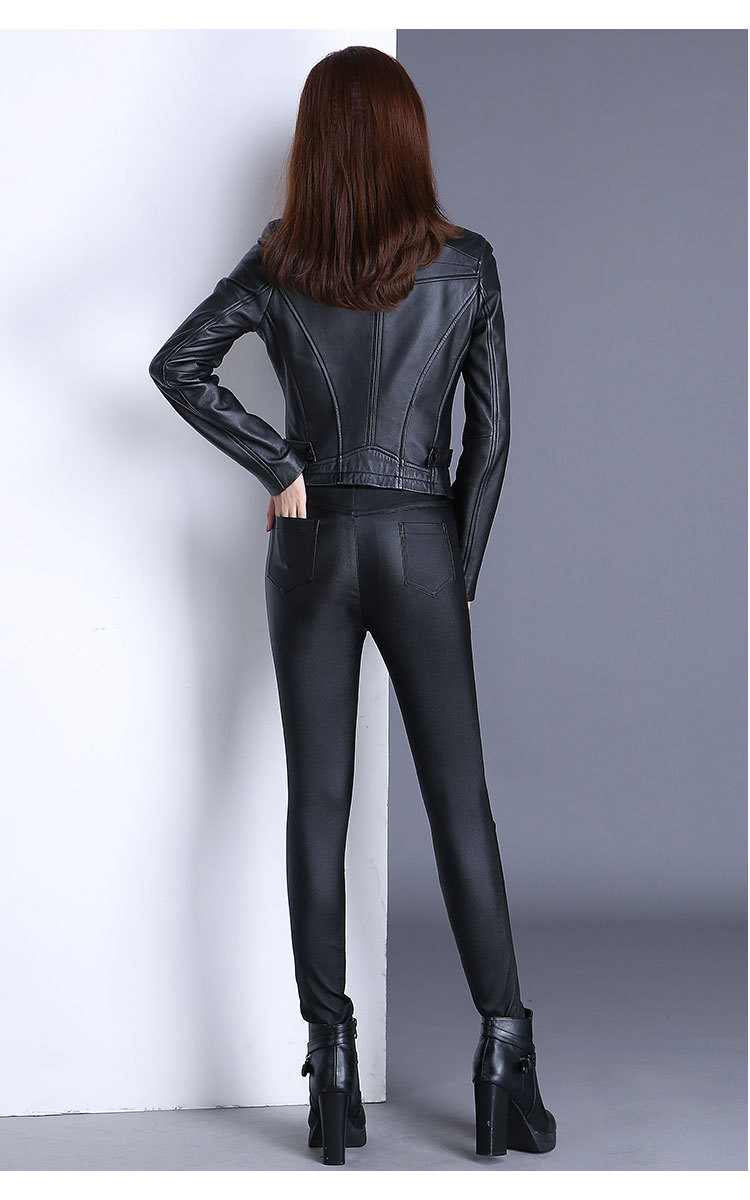 秋冬季新款仿皮裤女士外穿时尚打底长裤韩版大码显身材小脚裤热销