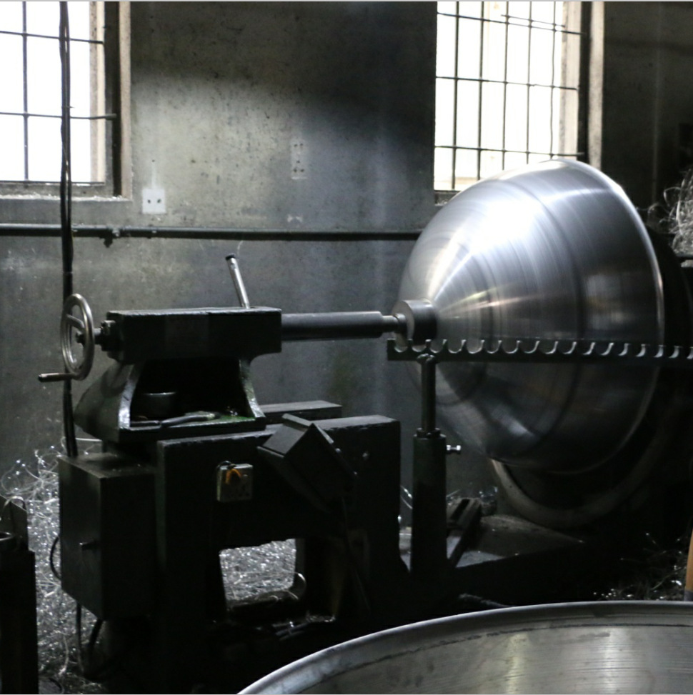 产品信息   产品名称:1米半圆 材质:铝 尺寸:1000*500 工艺:旋压