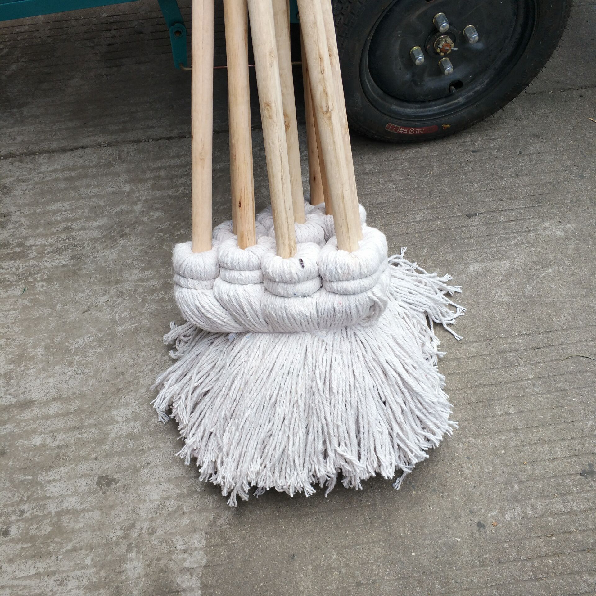 老式传统拖把木头杆白棉线拖把吸水拖把家用线条拖把布条拖把