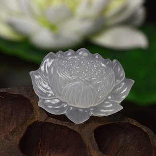 正品a货玉吊坠挂件天然玉髓玛瑙冰透款女式时尚莲花玉坠莲花坠