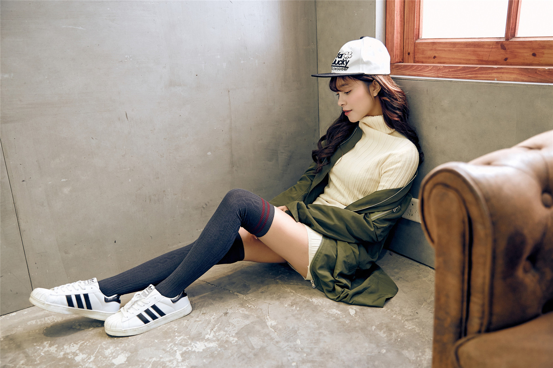 秋冬女士麻花过膝袜日系袜子棉双针长筒袜纯色高筒袜针织学生袜