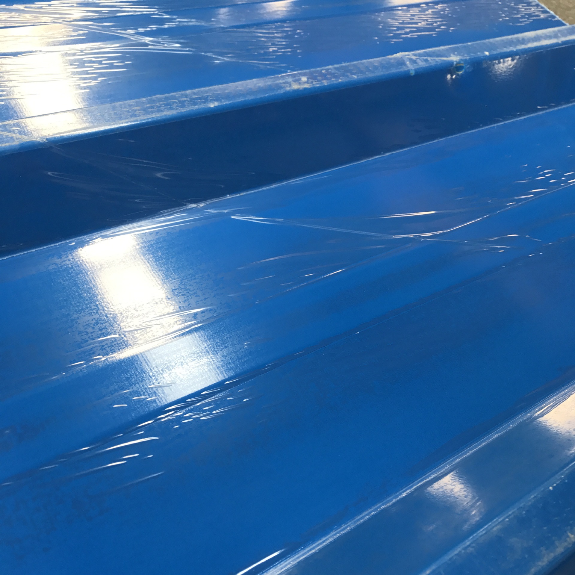 淄博周村 彩钢板950覆膜 岩棉复合板 环保 顶板 防火岩棉玻璃丝棉