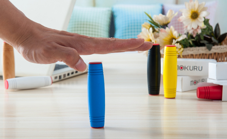 mokuru 翻转棒成人桌面玩具翻滚减压棒木头棒棒解压玩具发泄玩具