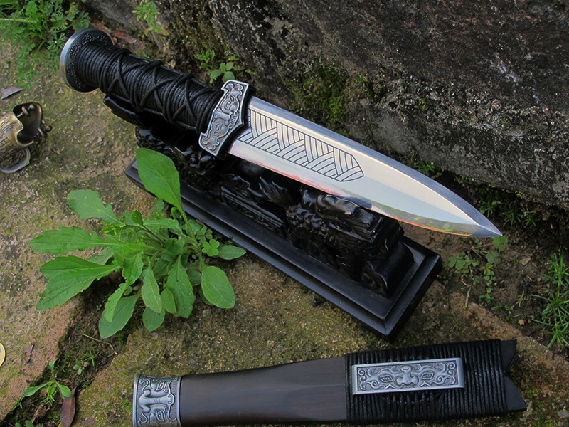 龙泉精品短剑工艺刀剑防身小剑短刀剑户外表演收藏开刃