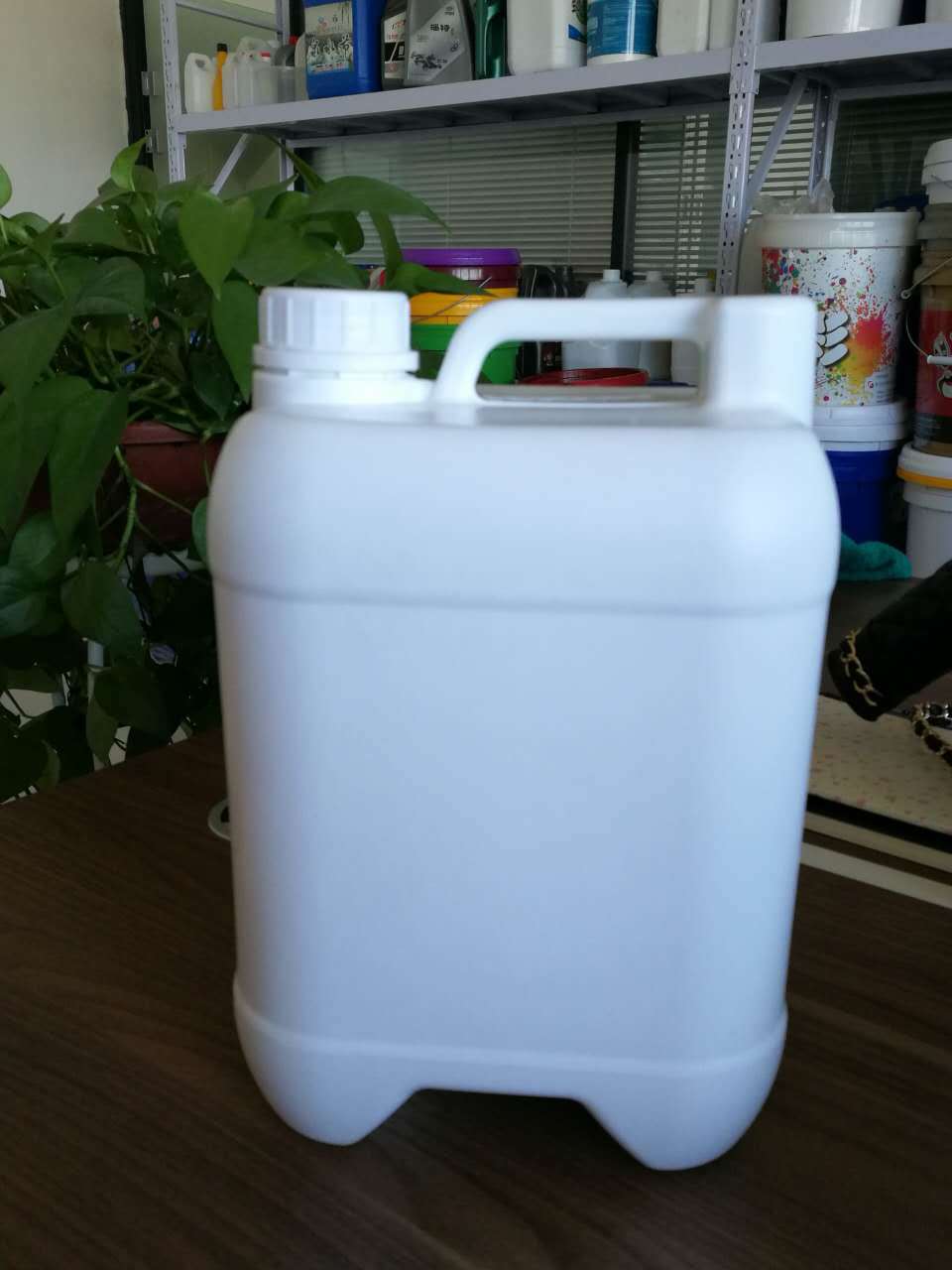 5l水溶肥 农药桶 冲施肥桶13355419817李