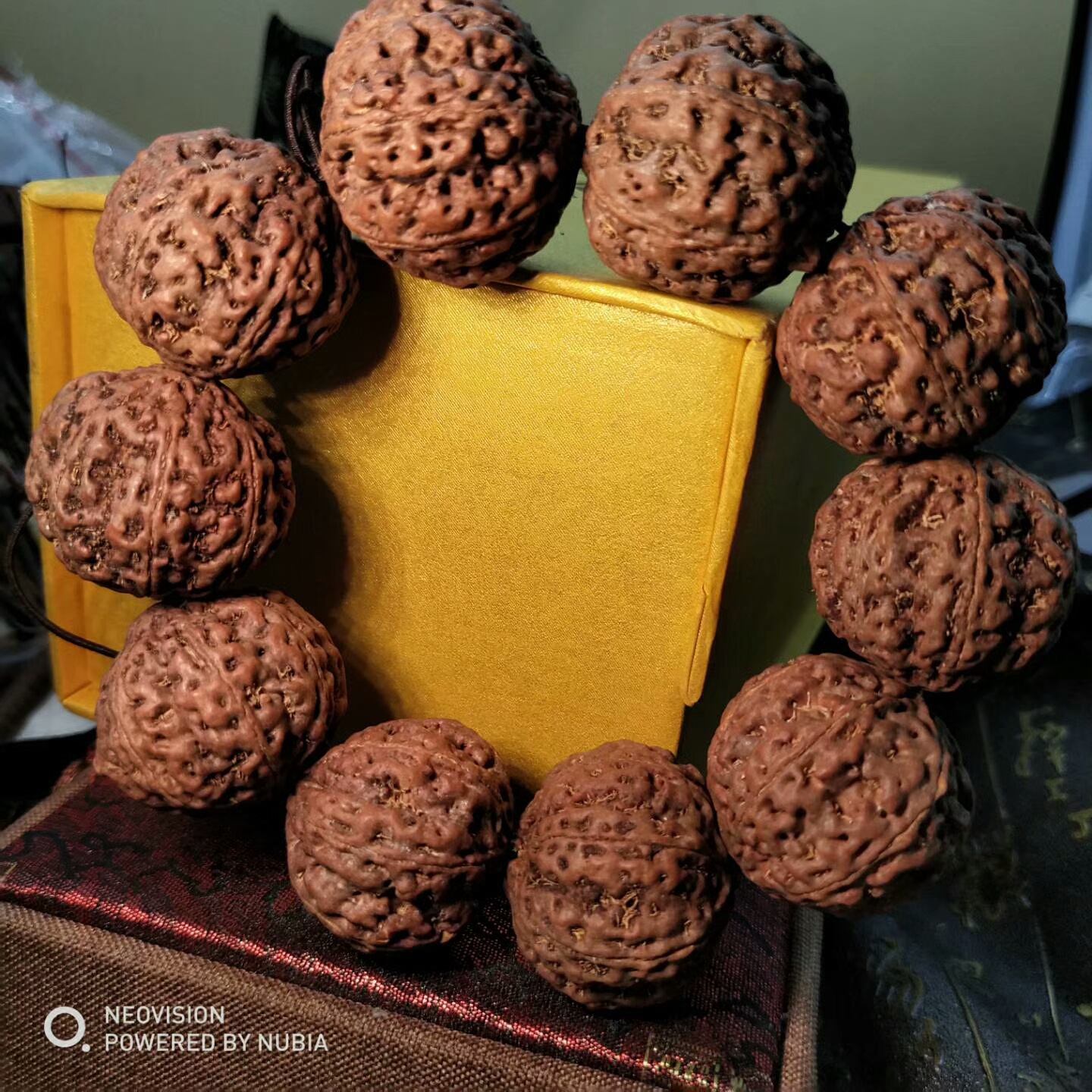 双龙爆肉蚂蜂窝红皮大金刚手串7瓣8八瓣9九瓣 天然矮桩原籽佛珠