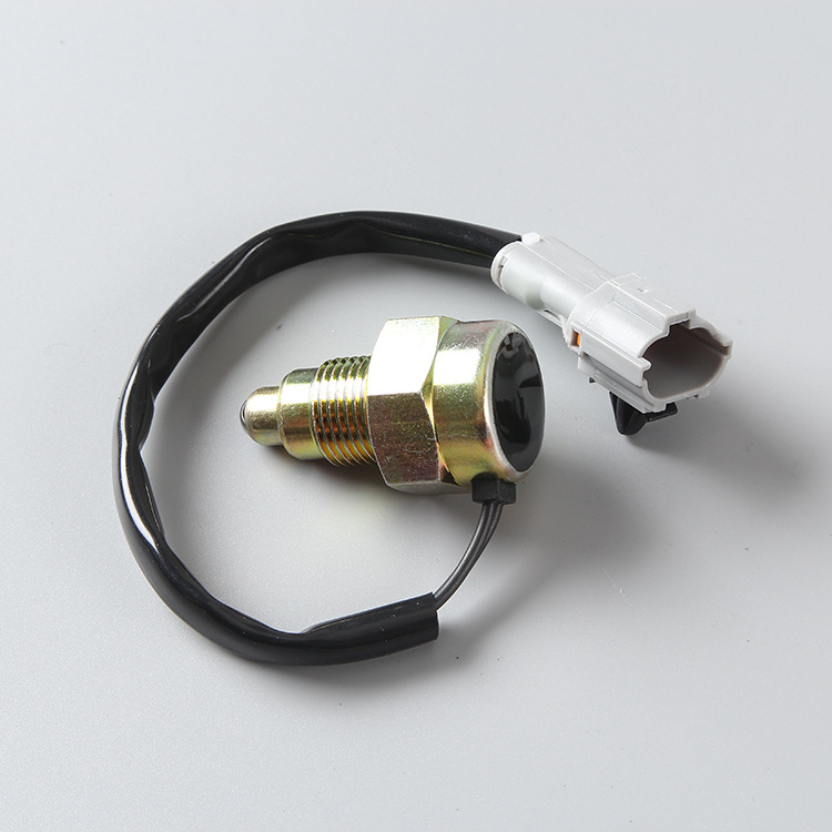 一条龙 倒车灯开关 倒挡开关 倒档开关 信号按钮开关 精益求