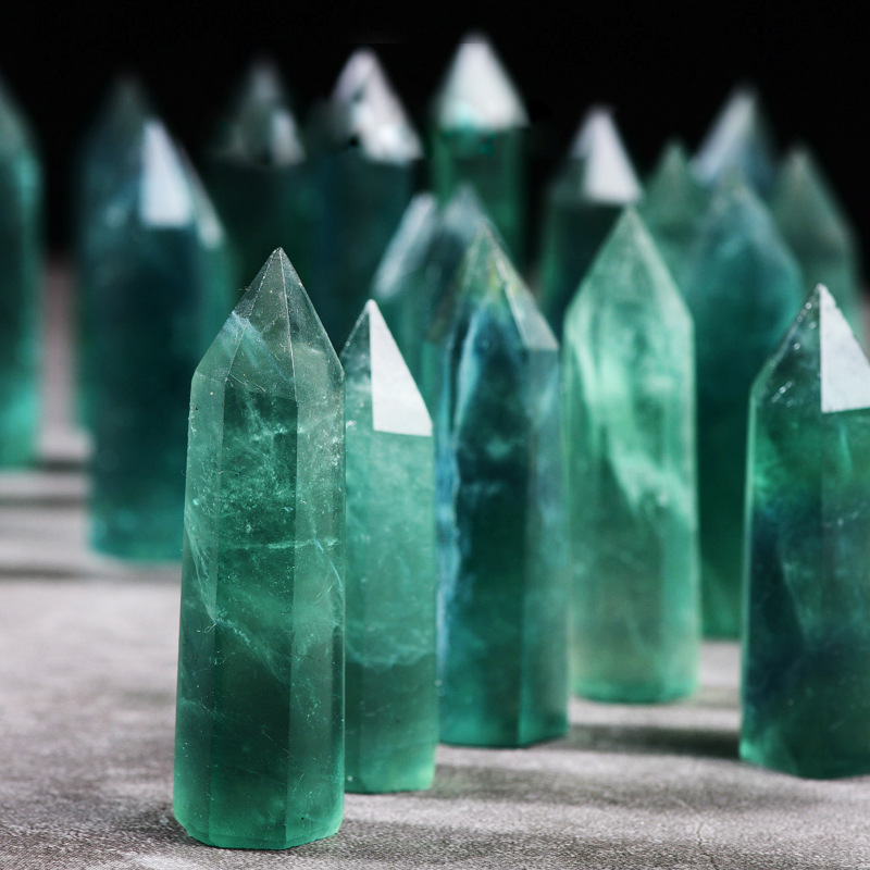 原石六棱水晶柱七彩萤石柱摆件绿萤石紫萤石批发水晶