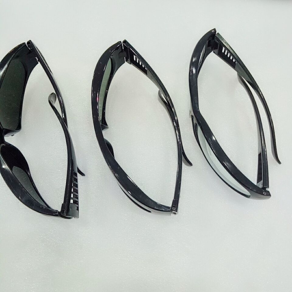 209劳保平光 电焊镜 防风镜男女式平光太阳眼镜墨镜