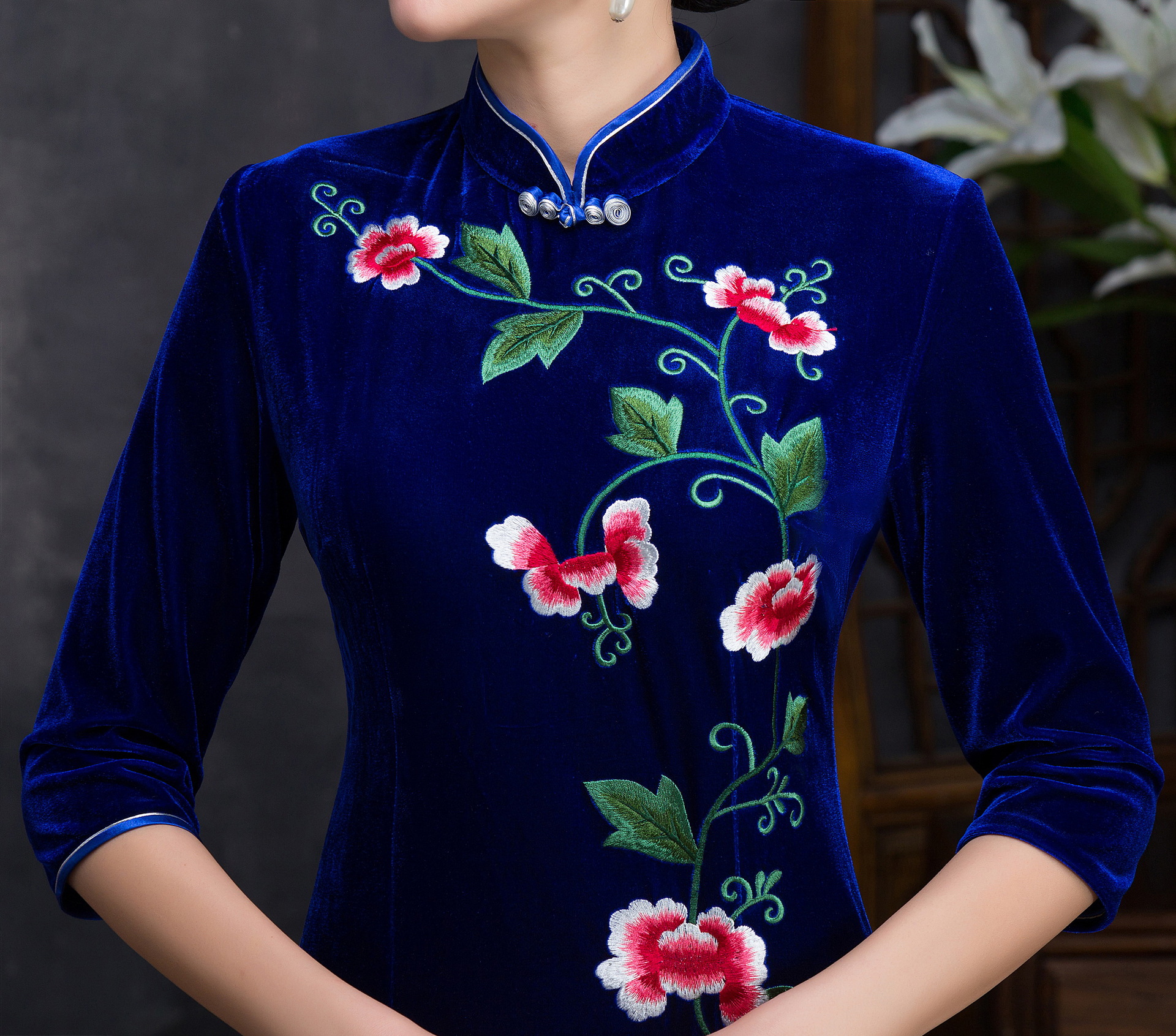 新款七分袖旗袍 高开叉鸿韵绣旗袍裙 修身双边长款旗袍批发