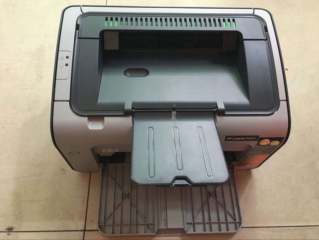 批发供应惠普1008小型家用办公a4黑白打印机激光打印机小巧易取放