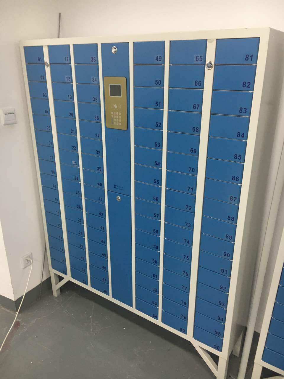96门手机柜储存柜员工存包柜钢制ic卡寄存柜密码寄存柜一卡通-阿里巴