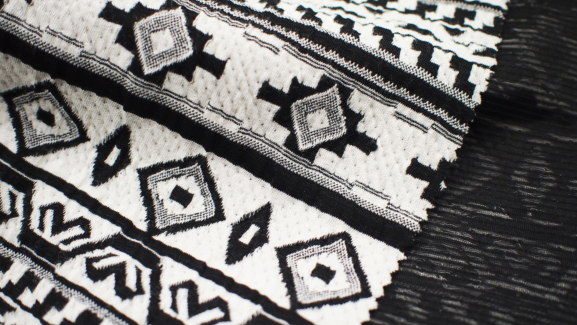 民族风针织双面提花布女童装连衣半身裙针织提花现货服装面料