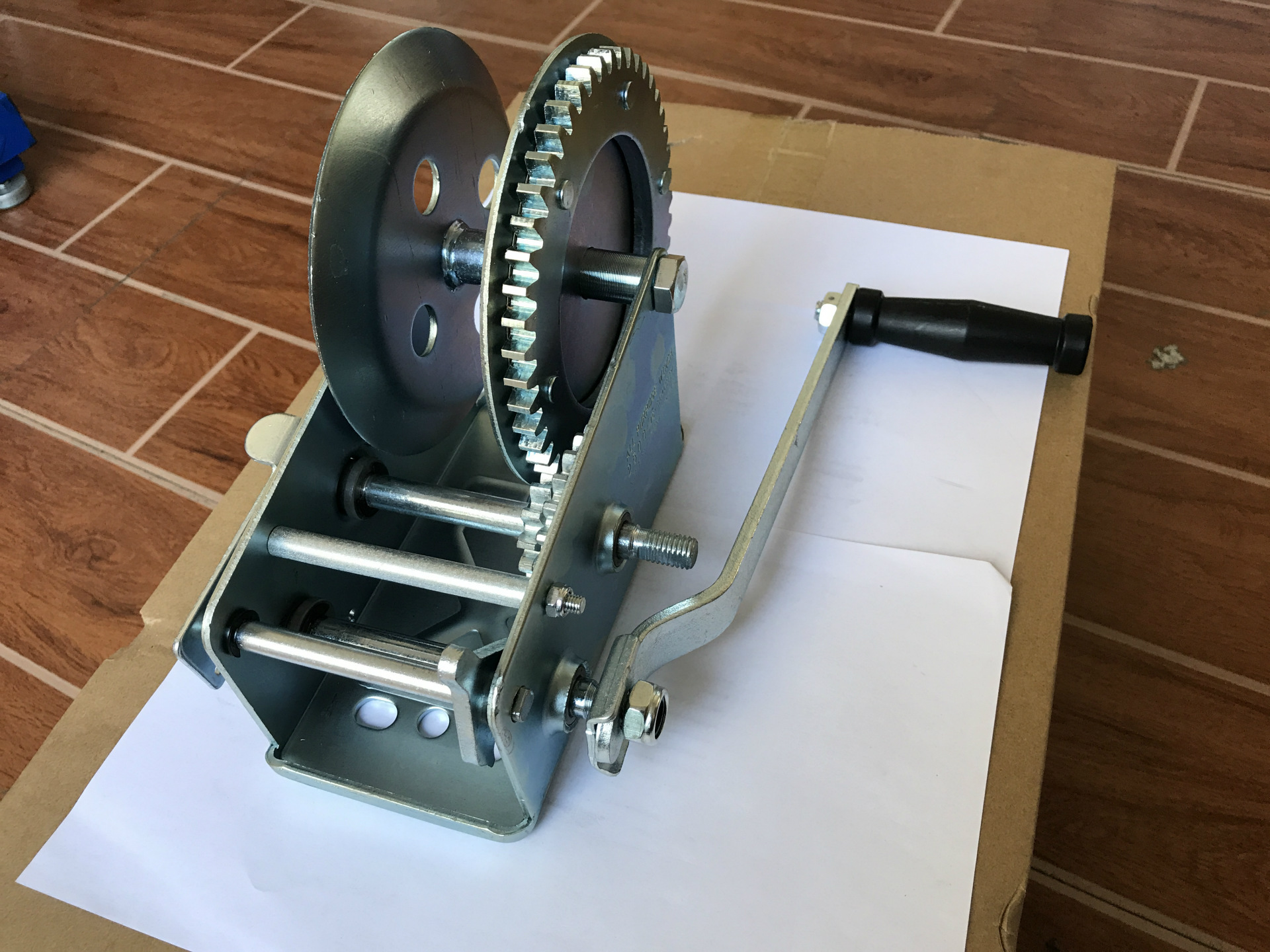 倍力得 手动绞盘 手摇船用 3000磅(lbs) 双速空架 ks-3000