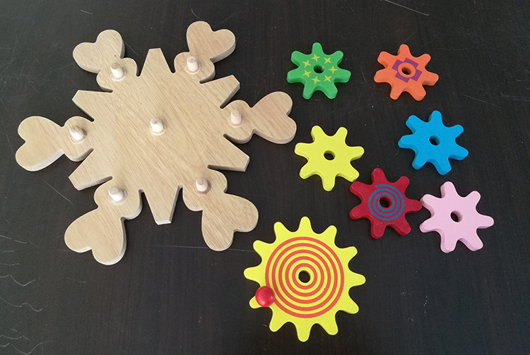 厂家批儿童木制齿轮玩具 大号拼插童趣积木 幼儿园益智桌面玩具.