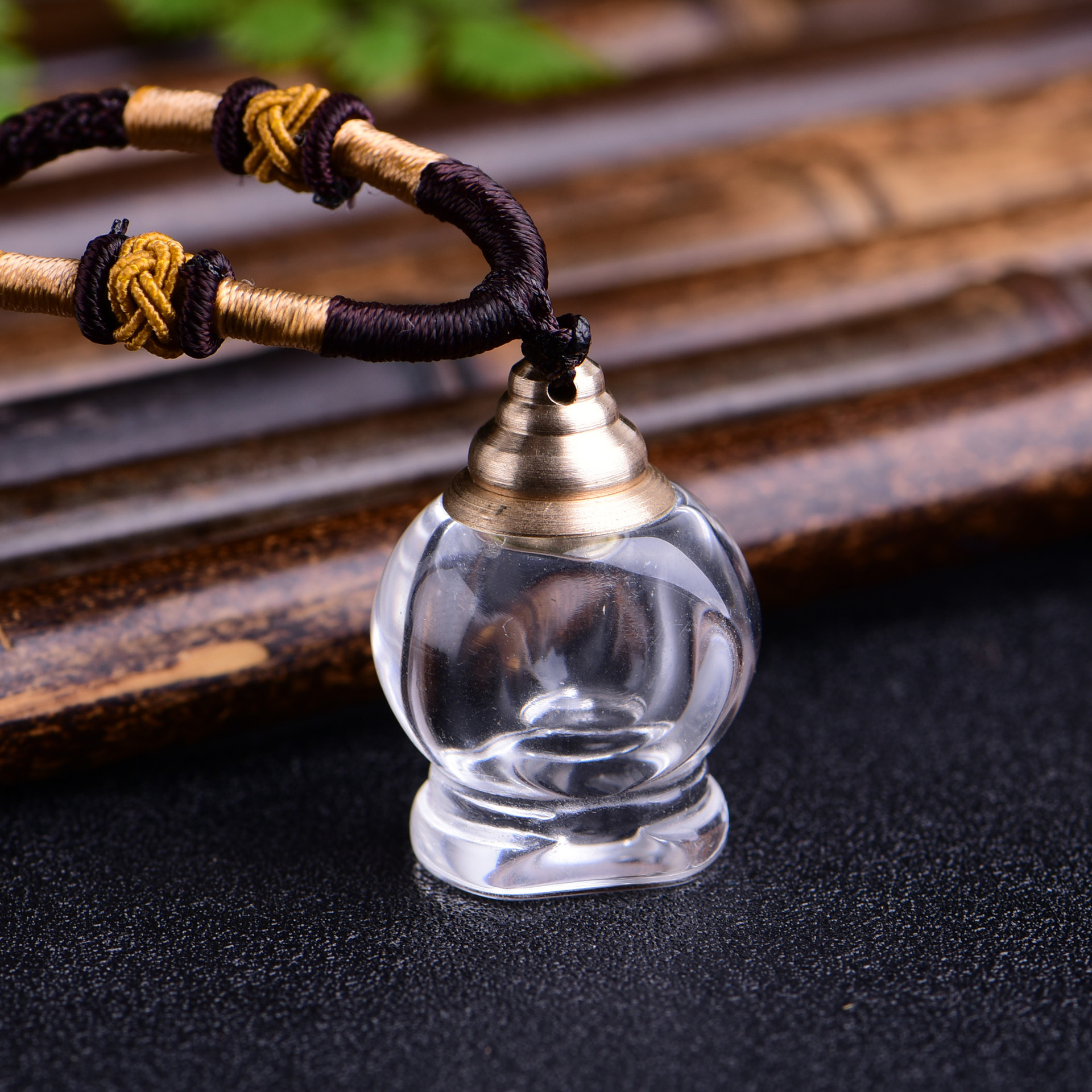 批发天然白水晶吊坠 水晶舍利子瓶吊坠 天然水晶饰品 东海水晶