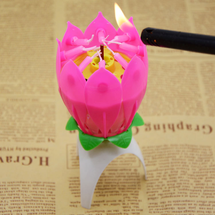 Lotus Lotus Music Birthday Cake Candle Wholesale Automatic Flowering Smokeless Rotating Birthday Candle