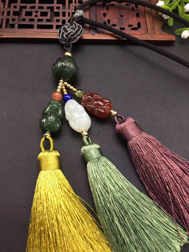 爆款推出天然和田玉三不猴包挂车挂