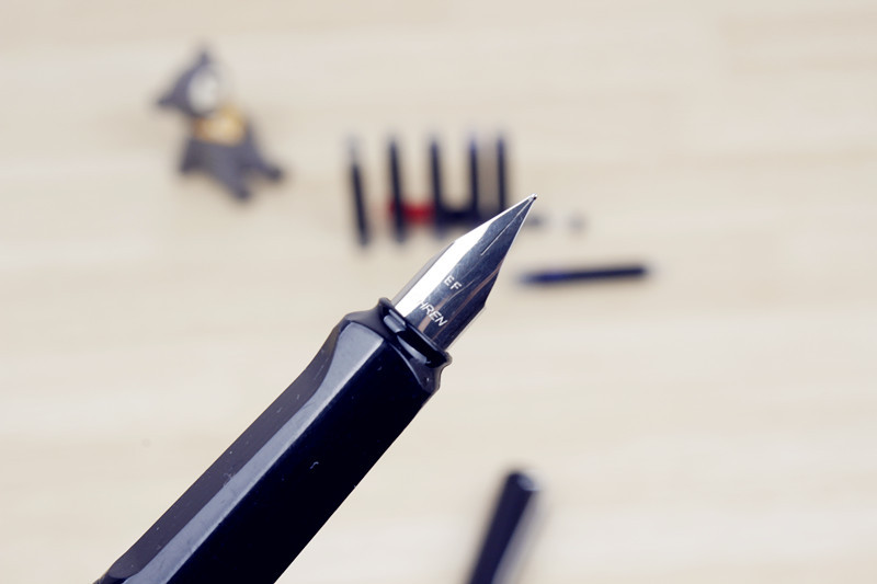 正品chren传人钢笔8313a正姿学生书写练字办公墨囊墨水特细铱金笔