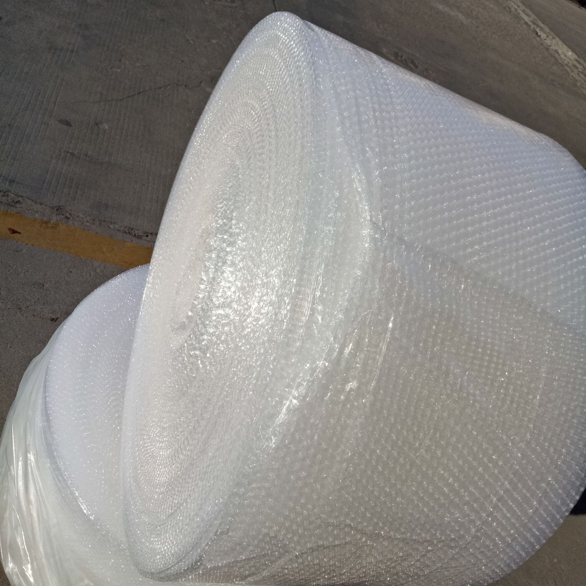 气泡膜 宽100cm200m全新料泡沫棉 物流电商快递防震气垫膜 打包膜