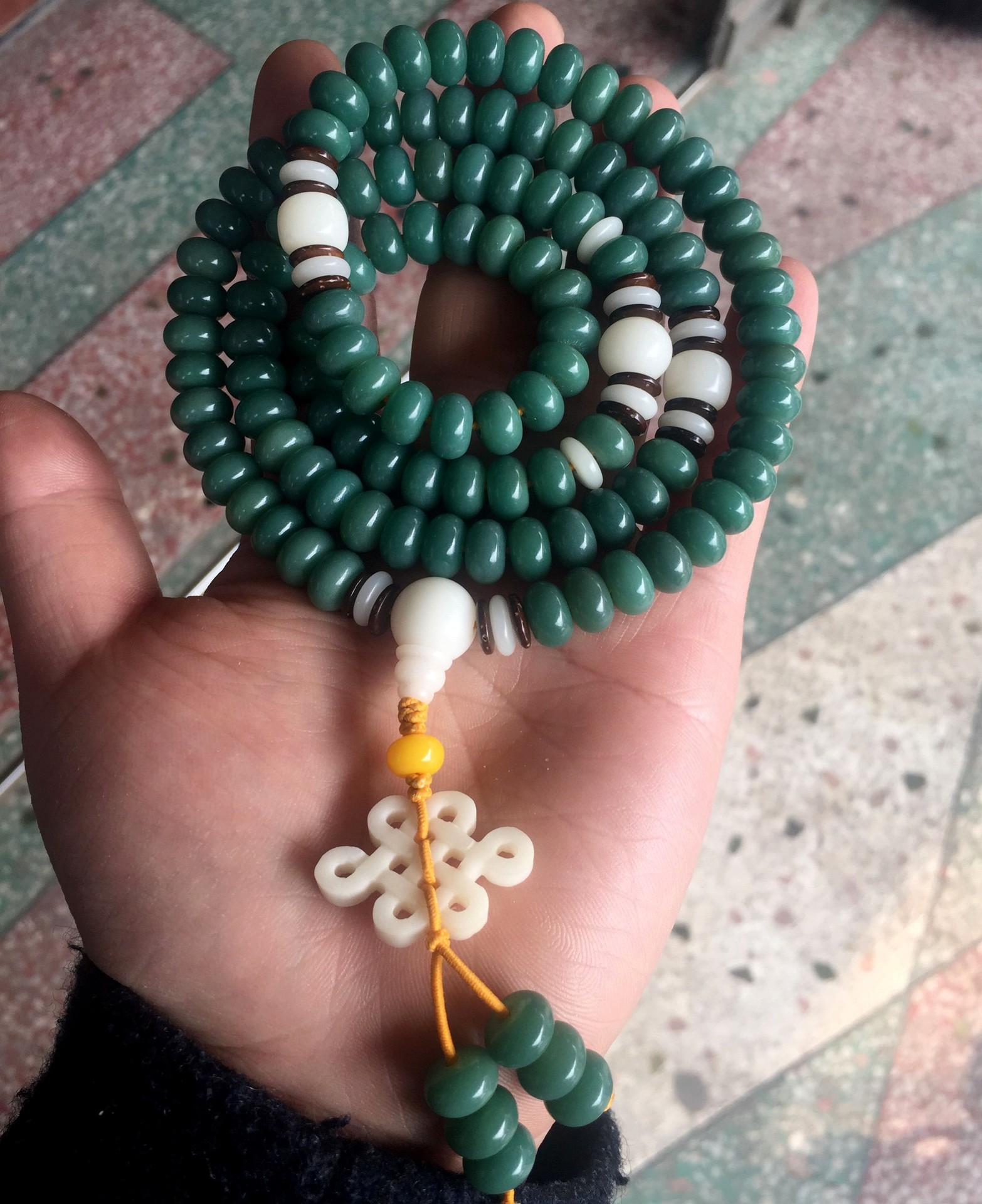 厂家一手货源 天然绿菩提根108 阴皮菩提根佛珠 桶珠圆珠苹果圆