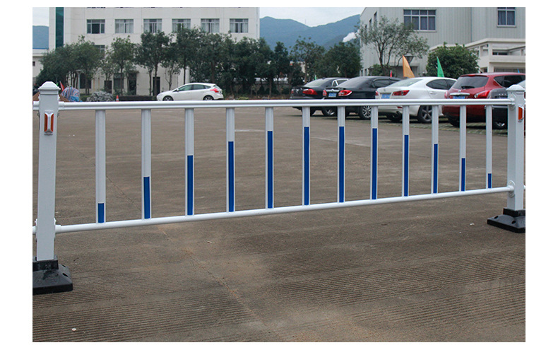 供应市政护栏网 道路护栏 交通隔离护栏