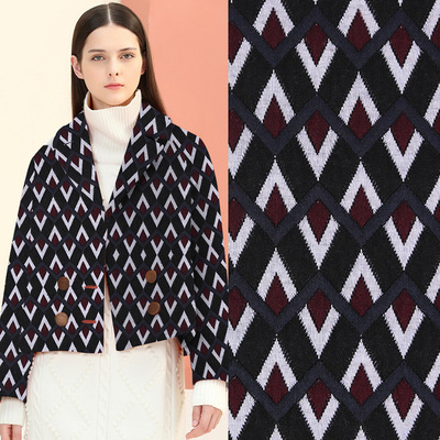 2017厂销几何提花面料 花型精美独特 秋冬季女装休闲装面料供应