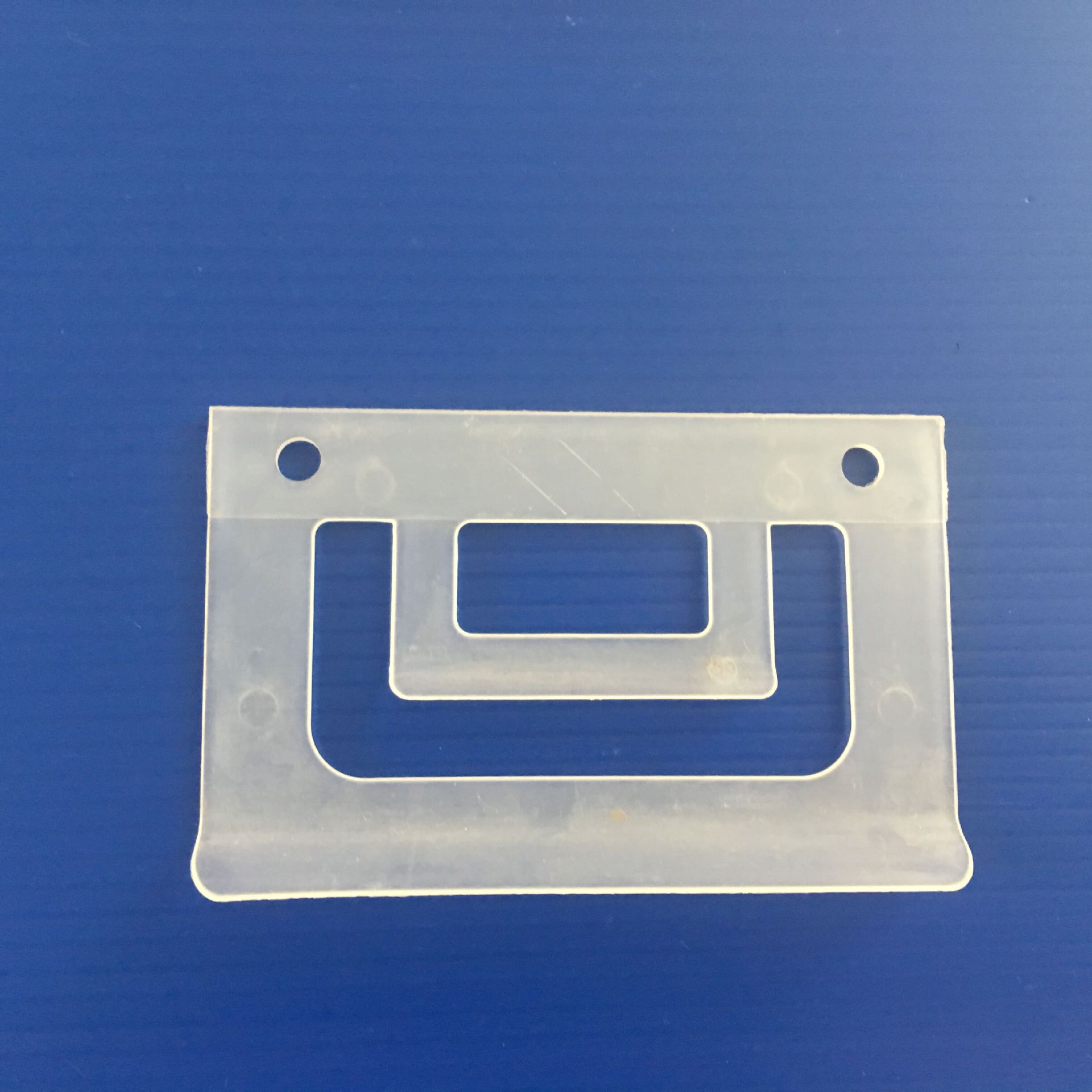 生产直销塑料提手塑胶标签卡塑胶提手扣周转箱电子行业专用标签卡