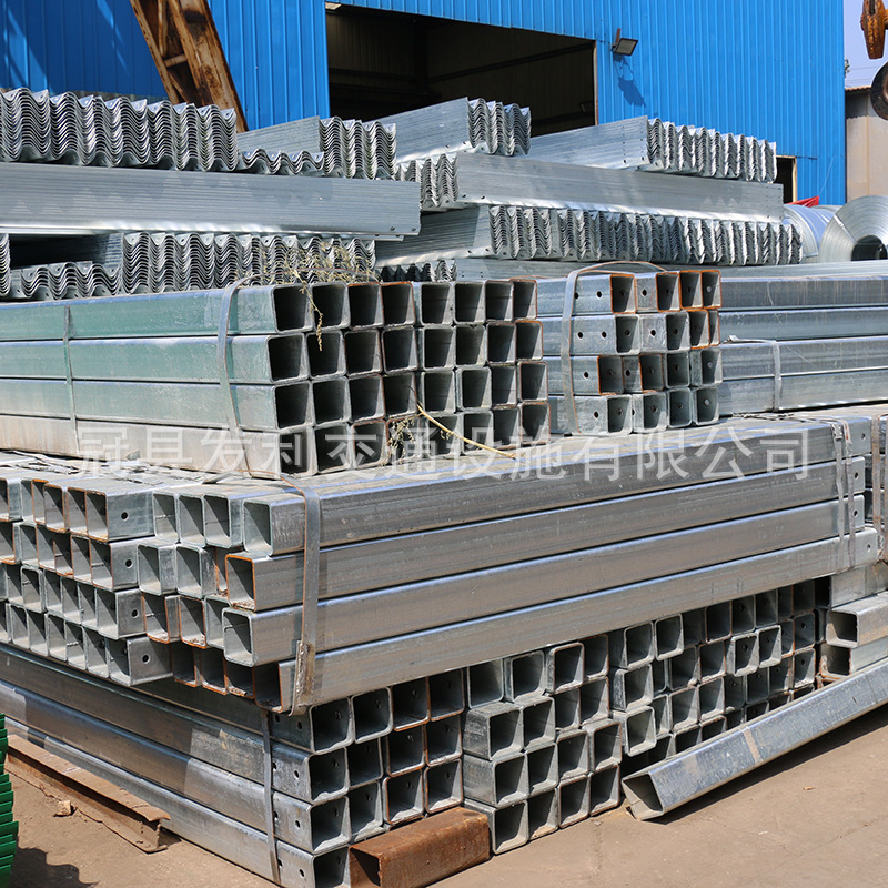 厂家供应矩形立柱60*120/50*120热镀锌立柱护栏板配件规格可定制