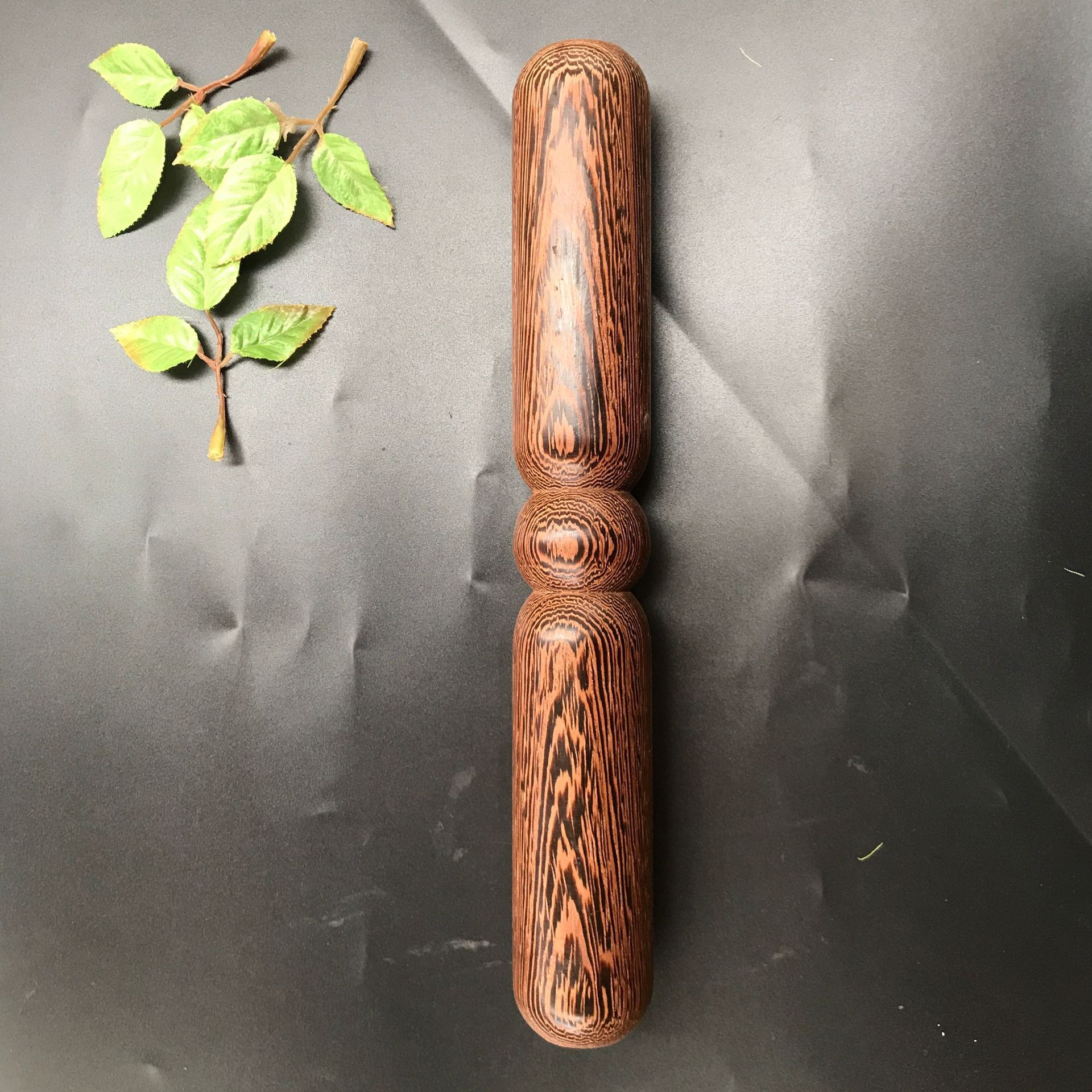 鸡翅木太极尺,武术棍按摩棒木质批发厂家直销尺寸可以定做太极棒