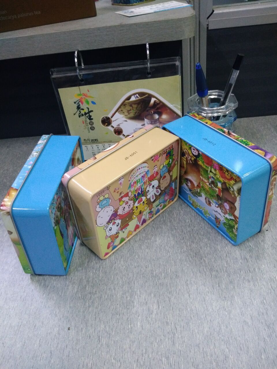 厂家直销 马口铁 卡通版儿童玩具铁盒包装 精美高挡风格玩具铁罐