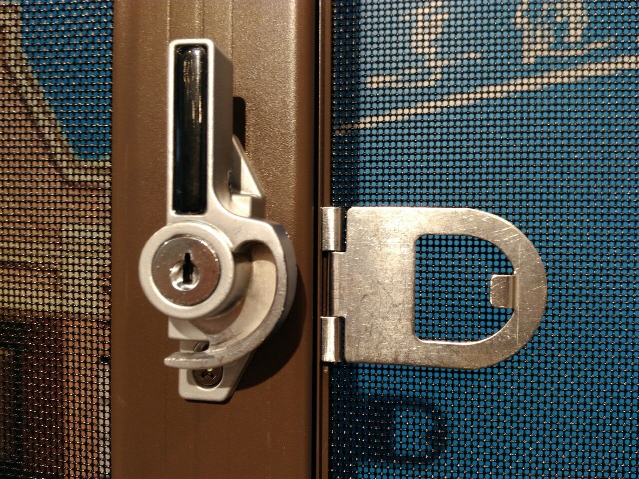 纱窗千式带锁月牙锁 片纱月牙锁