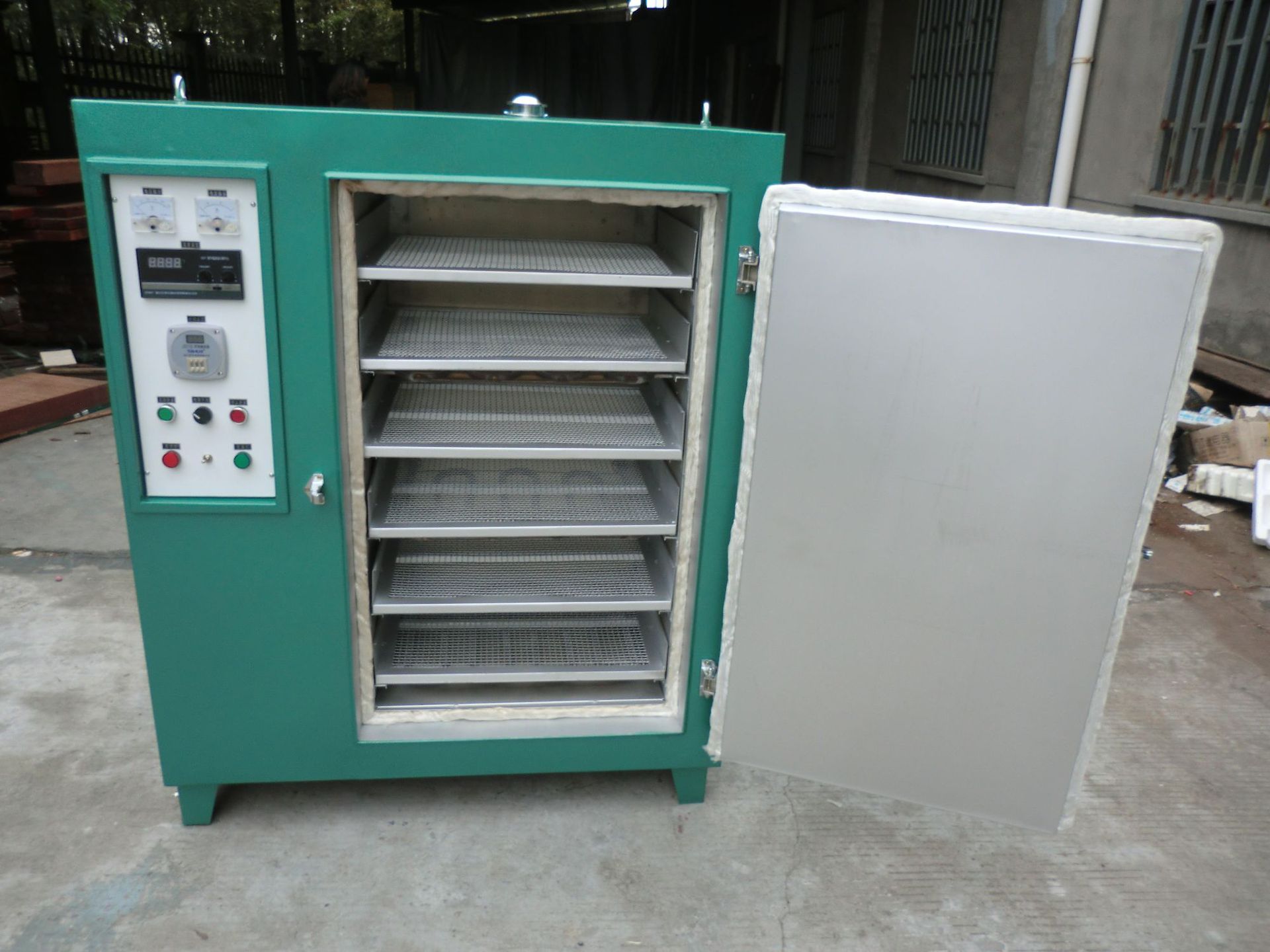 厂家直销焊条恒温烘箱,焊条保温箱,保温电焊条烘干机