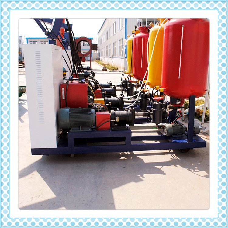 0成交0台冰箱环戊烷高压发泡机保温板 聚氨酯高压发泡机 房车保温pu