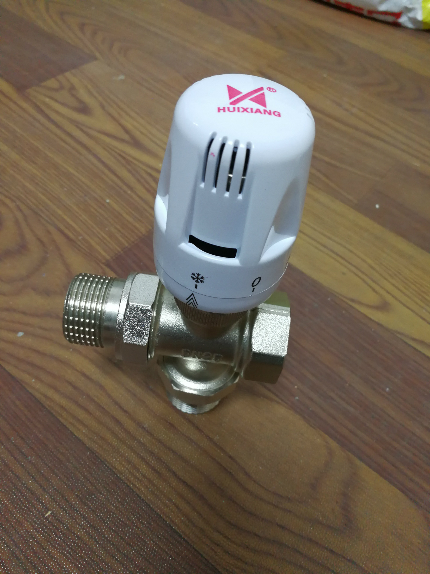 dn25自动恒温阀(立式三通)